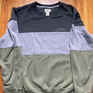 L.L. Bean Colorblock Crewneck Sweatshirt - Black/Gray/Green